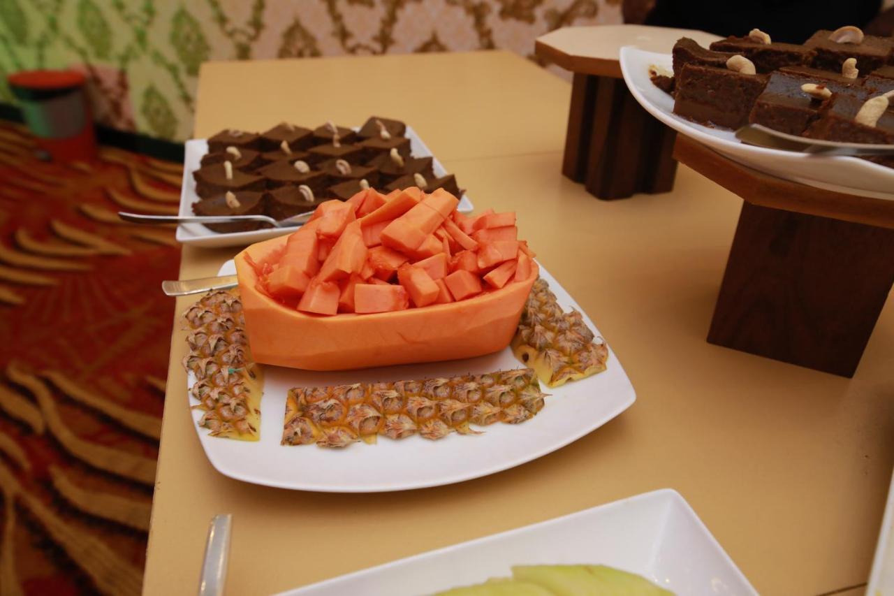 Polhena Grand Resort & Banquet 마타라 외부 사진