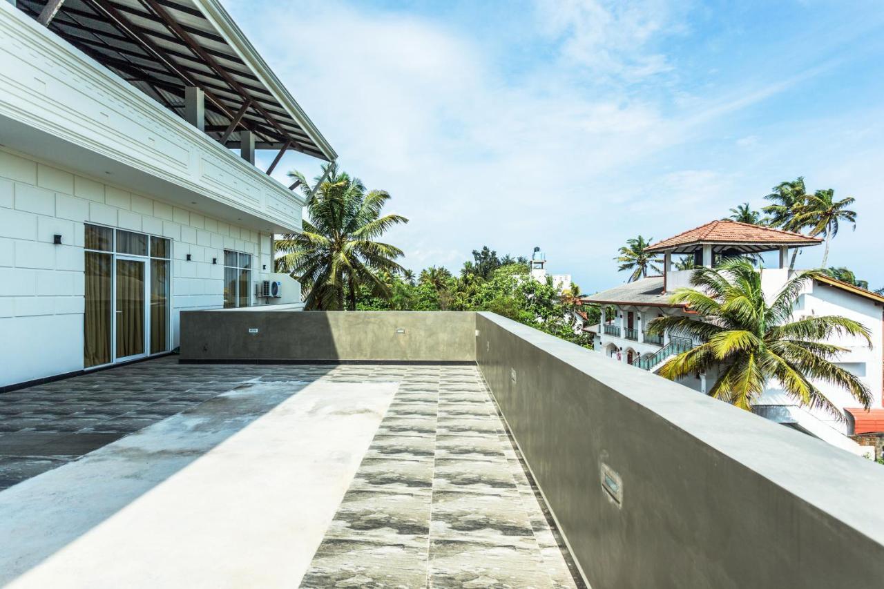 Polhena Grand Resort & Banquet 마타라 외부 사진