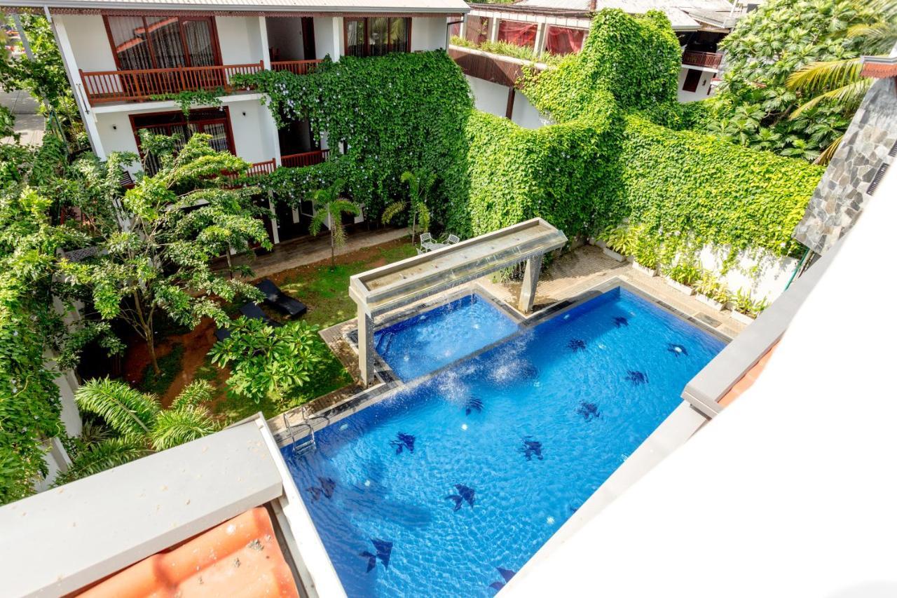 Polhena Grand Resort & Banquet 마타라 외부 사진