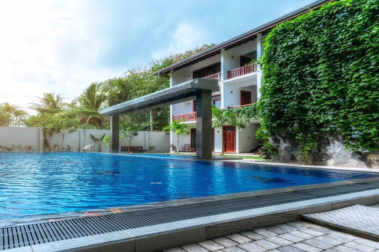 Polhena Grand Resort & Banquet 마타라 외부 사진