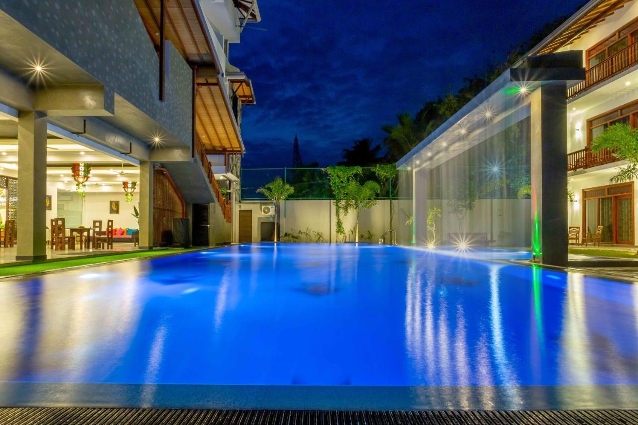 Polhena Grand Resort & Banquet 마타라 외부 사진